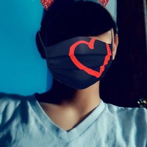 Meet your Posher, Cornelio